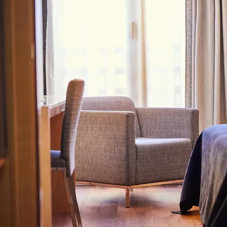 Hotel Silken Ciudad De 4*