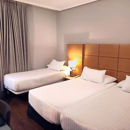 Silken Ciudad De Hotel 4*