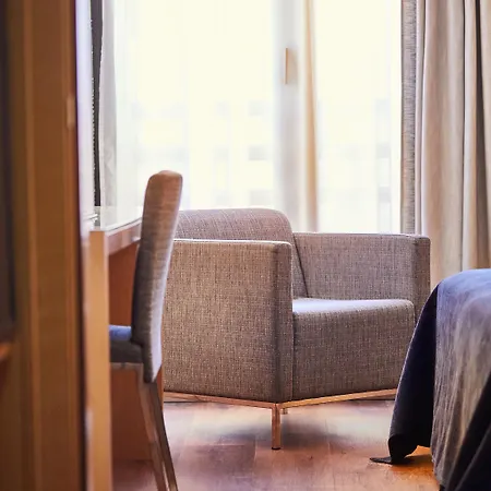 Hotel Silken Ciudad De 4*