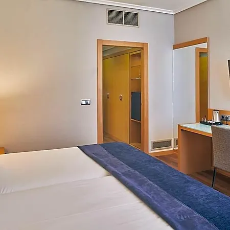 Silken Ciudad De Hotel