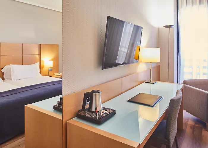 西尔肯维多利亚城酒店 4*