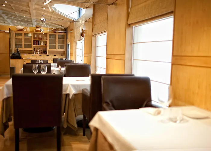 西尔肯维多利亚城酒店 酒店