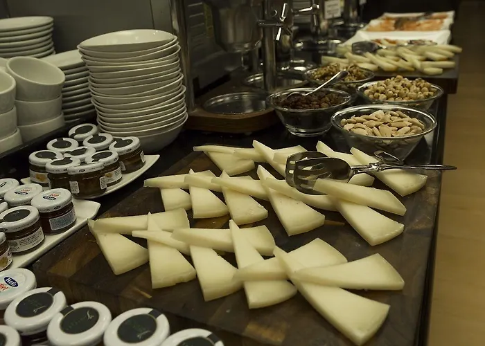 西尔肯维多利亚城酒店 酒店