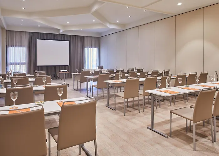 西尔肯维多利亚城酒店 酒店