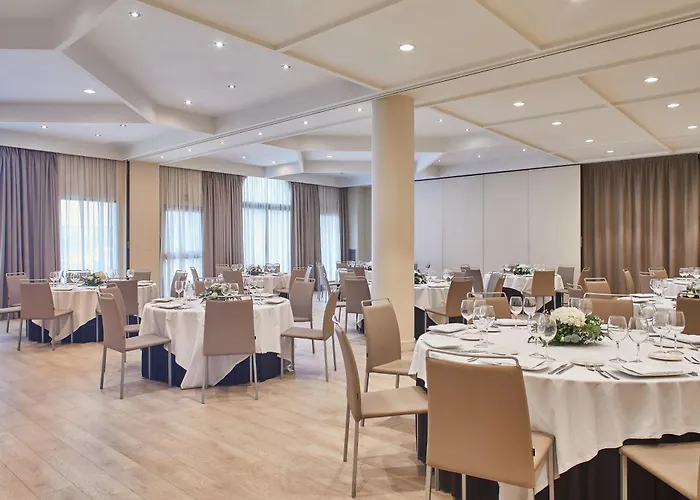 西尔肯维多利亚城酒店 4*